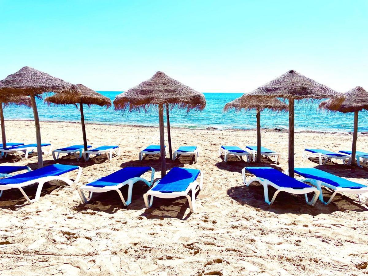 El Papagayo Apartment 2 Mins Walking To The Beach Торевьиа Экстерьер фото
