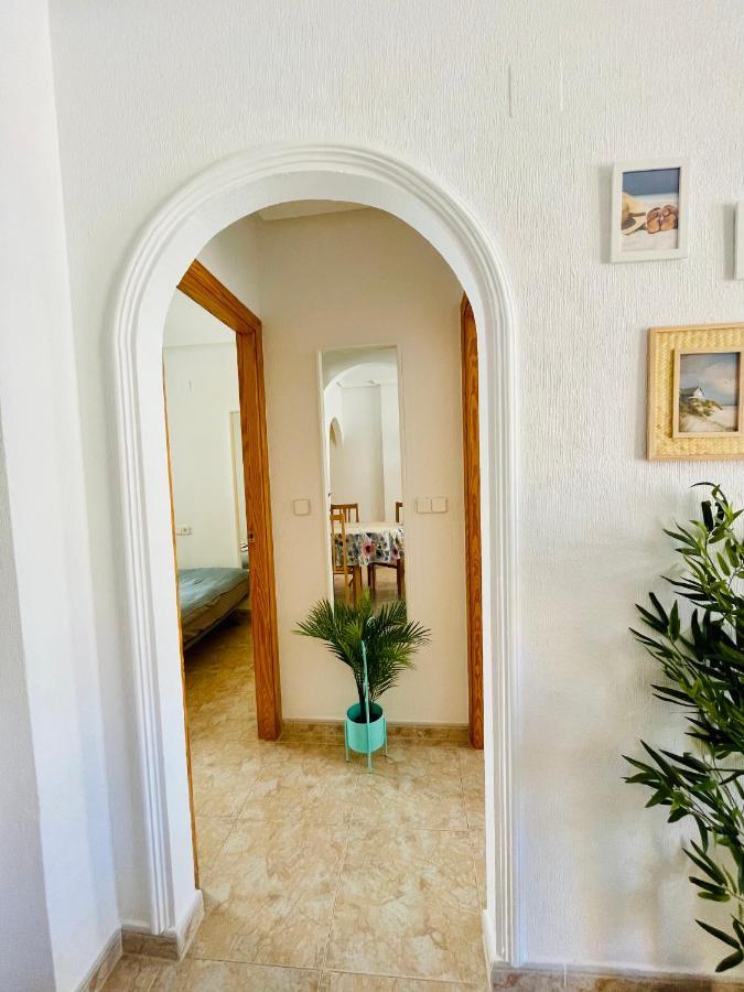 El Papagayo Apartment 2 Mins Walking To The Beach Торевьиа Экстерьер фото